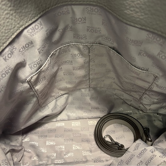 NWT MICHAEL Michael Kors Crosby Leather Tote Grey Leather with Crossbody Strap - Picture 5 of 10